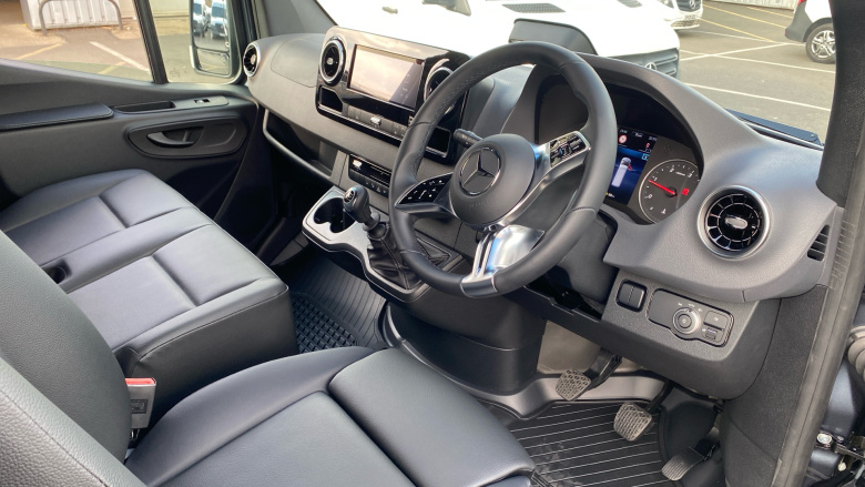 Mercedes-Benz Sprinter 315Cdi L2 Diesel Rwd 3.5t H2 Select Van